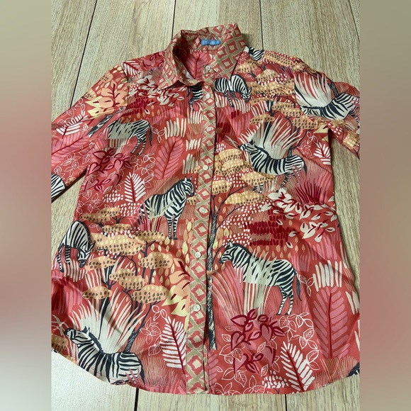 J. McLaughlin Darcey Silk Shirt Equine Garden Diamond Button Down - Picture 2 of 6